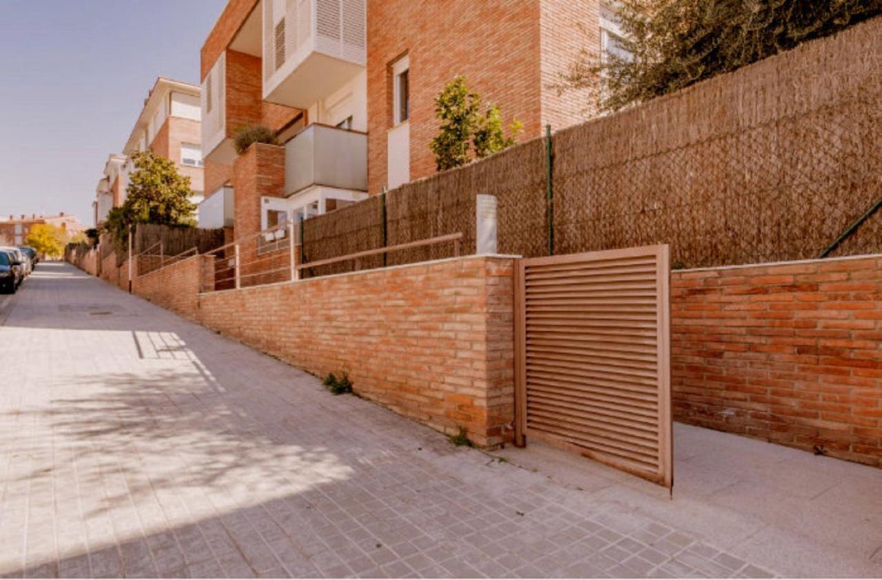 דירות Tiana Bonito Duplex Con Piscina En Barcelona&Playa מראה חיצוני תמונה